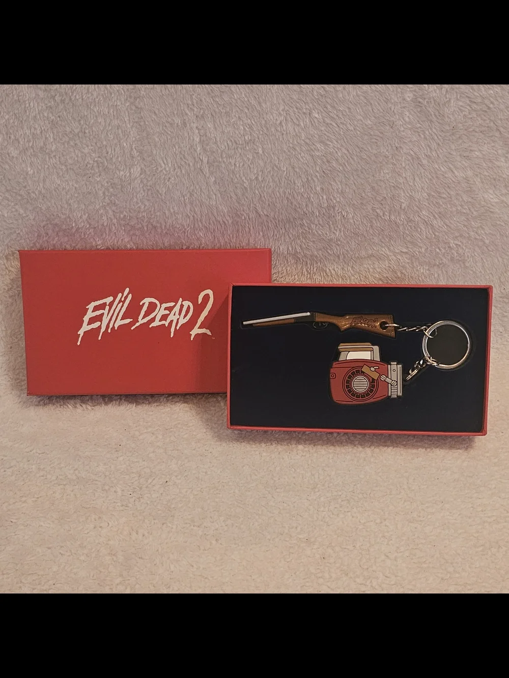 EVIL DEAD 2 2018 Lootcrate Exclusive Keychain & Key Cover